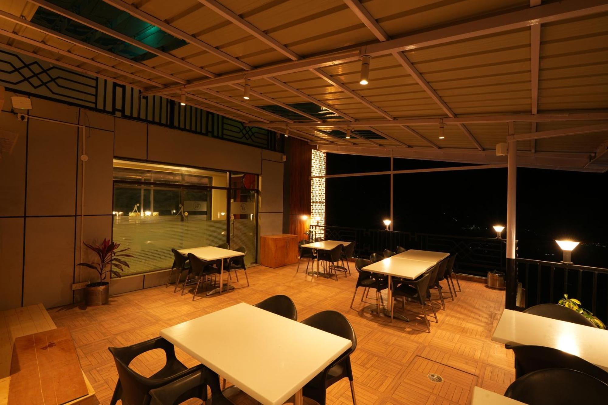 Zip By Spree Hotels Bella Heights Mcleodganj Дхарамсала Екстериор снимка